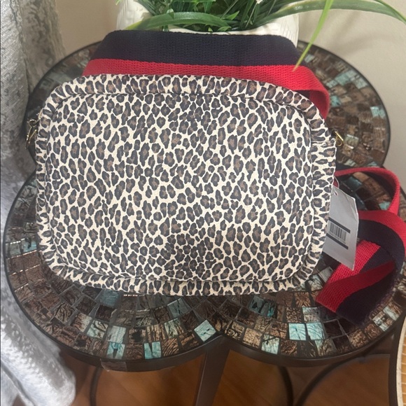 Clare. V Midi Sac Leopard Print Leather Crossbody Bag - Picture 14 of 17